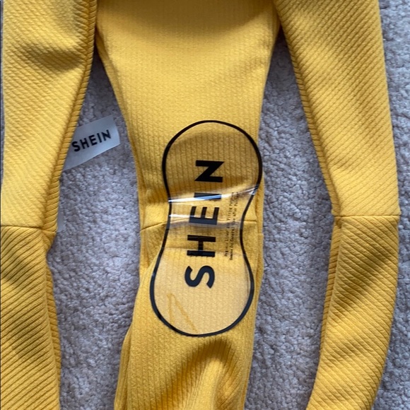 NWT Yellow cheeky biniki bottom - Picture 2 of 4